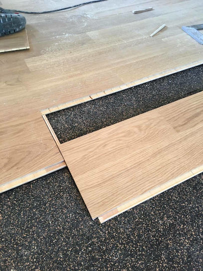 Alpha Acoustiki Isolfon- ReCork în Design Straight 100cm x 100cm