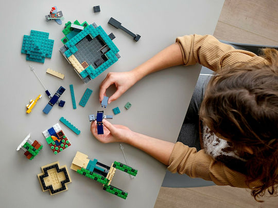 LEGO Minecraft The Sky Tower για 8+ Ετών