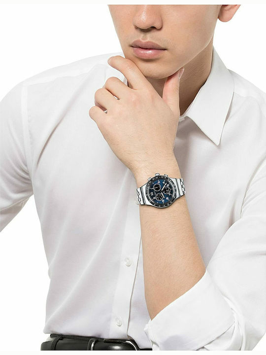 Swatch Ανδρικό Ρολόι 43mm Χρονογράφος Μπαταρίας με Ασημί Μεταλλικό Μπρασελέ