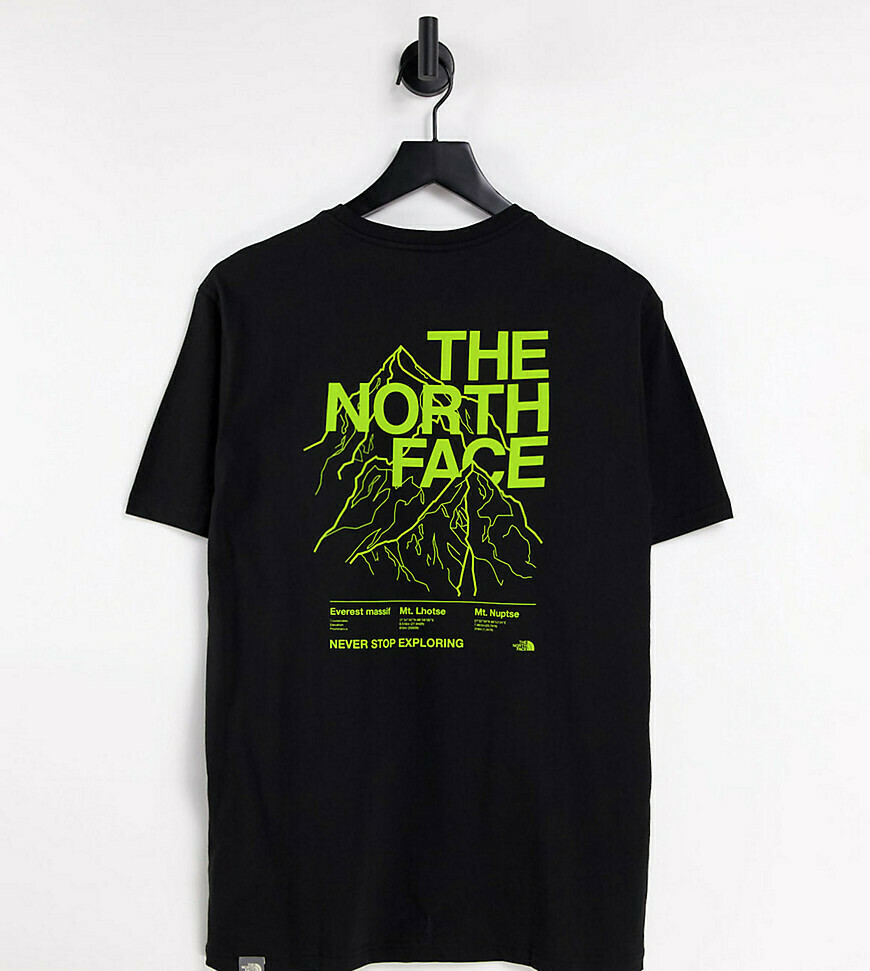 Camiseta The North Face Mountain Outline - NF0A7Z9KLA9