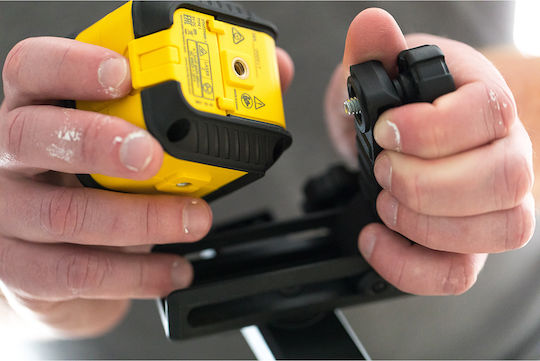 Stanley Cubix STHT77498 Self-leveling Linear Laser Level Red Beam 1.5V with Working Range 12m