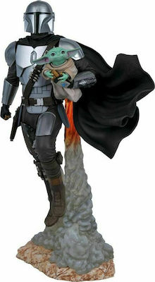 Diamond Select Toys Star Wars The Mandalorian: The Child With Pram Figure height 14cm in Scale 1:2