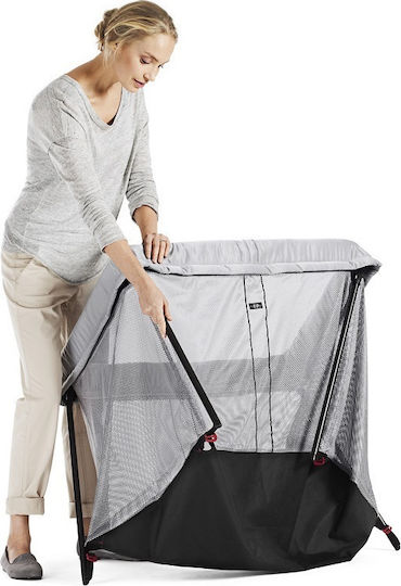 BabyBjorn Travel Crib Light Loc de joacă plasă de argint 112x64cm
