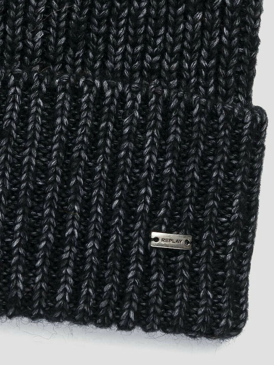 Beanie Unisex Beanie with Rib Knit in Black color