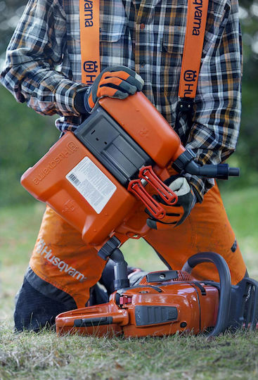 Husqvarna Fuel Can Double Position Plastic with Extension Tube 7.5lt Orange