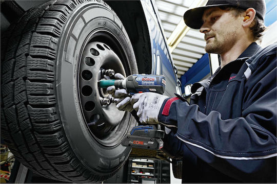 Bosch Σετ 2 Μπαταριών Εργαλείου Λιθίου 18V Χωρητικότητας 4Ah με Φορτιστή GAL 18V-40