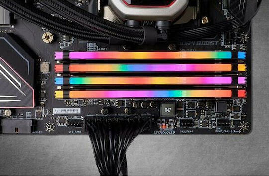 Corsair Vengeance RGB Pro 32GB DDR4 RAM cu 4 module (4x8GB) și