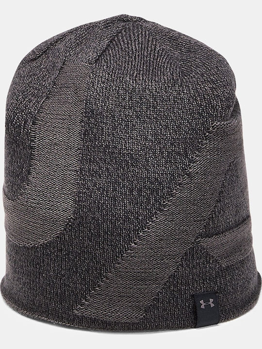 Beanie Beanie Knitted in Black color
