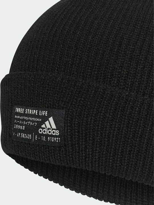 Performance Beanie Beanie with Rib Knit in Black color