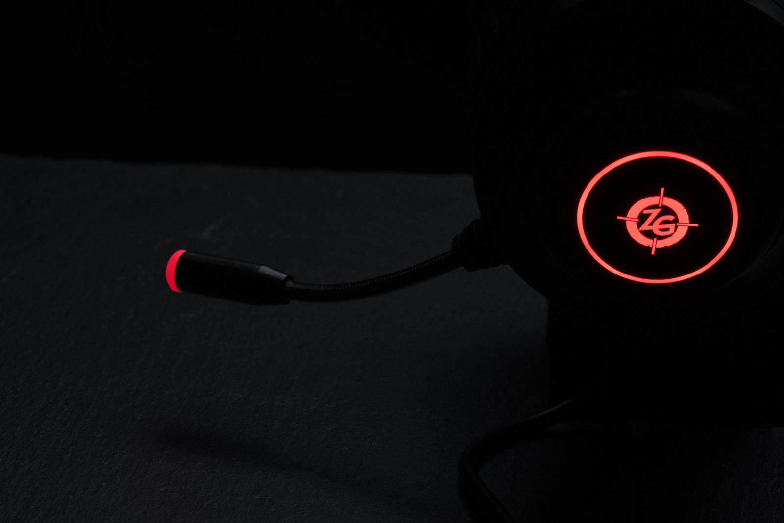 Zeroground Okimo Over Ear Gaming Headset με σύνδεση USB Zeroground Okimo Over Ear Gaming Headset με σύνδεση USB