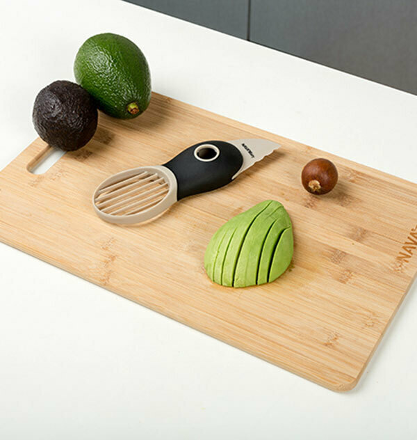 Plastic avocado slicer Misty 19.5cm by NAVA