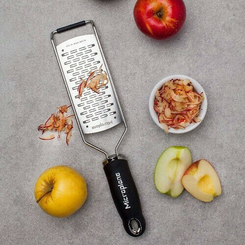 Microplane Gourmet Răzătoare Pentru Fructe Și Legume Din Oțel Inoxidabil 30.5x7.5x3cm
