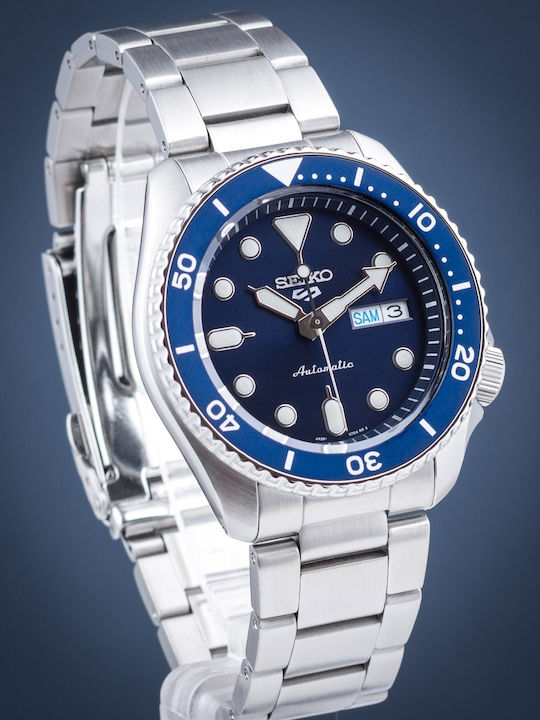 Seiko 5 Sports Ανδρικό Ρολόι 42.5mm Αυτόματο με Ασημί Μεταλλικό Μπρασελέ