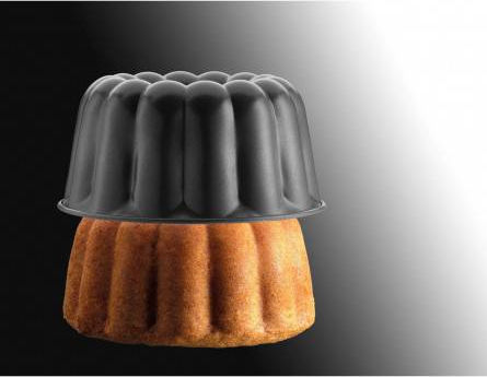 Kaiser Non-stick Aluminum Cake Baking Pan La Forme Plus 24x24cm