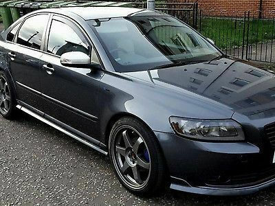 Heko Set of Windbreakers Front Car Dark Fime for Volvo S40 2pcs