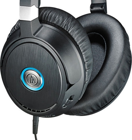 Audio Technica ATH-ANC70 Wired Over Ear Headphones with 40 hours of Operation Black
