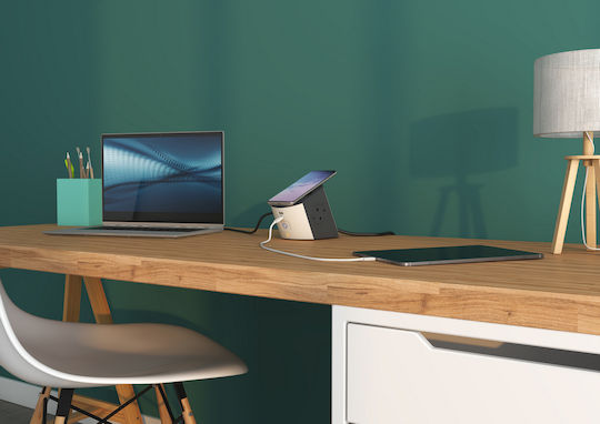 Legrand Bandă De Alimentare Corner Cu 2 Prize 1 Port USB-A 1 Port USB-C Comutator Și Cablu 2m