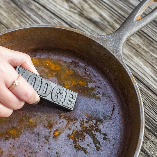 Lodge Grill Accessories Eraser for Restoring Lined Surfaces