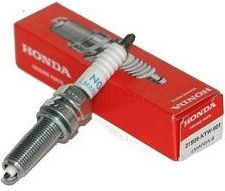 Honda Motorcycle Spark Plugs LMAR8L-9 Honda SH 125-150