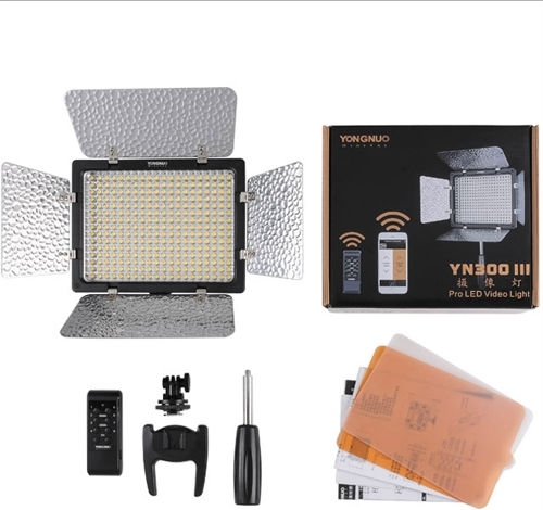 Yongnuo YN300 III LED Light 3200-5500K 18W με Φωτεινότητα 2280lm