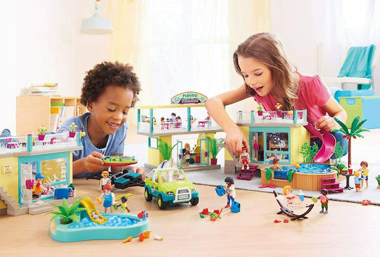 Playmobil Family Fun PLAYMO Beach Hotel for 4+ years old years old