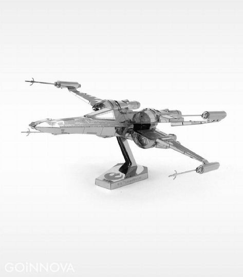Fascinations Star Wars Poe Dameron's X-Wing Fighter Metal Modeling Figure Spacecraft 10.2x10.2x6.4cm.