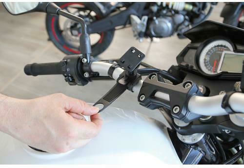 Lampa Quick fix Mount Phone Motorcycle with Waterproof Case for Steering Wheel