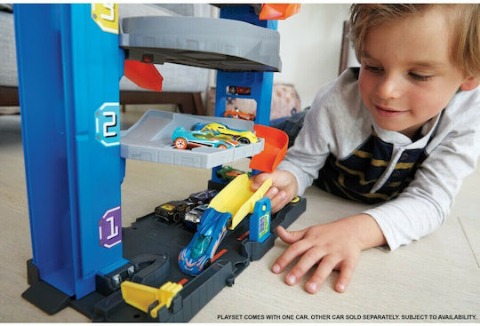 Hot Wheels Stunt Garage Play Set Garage for Ages 4 Plus