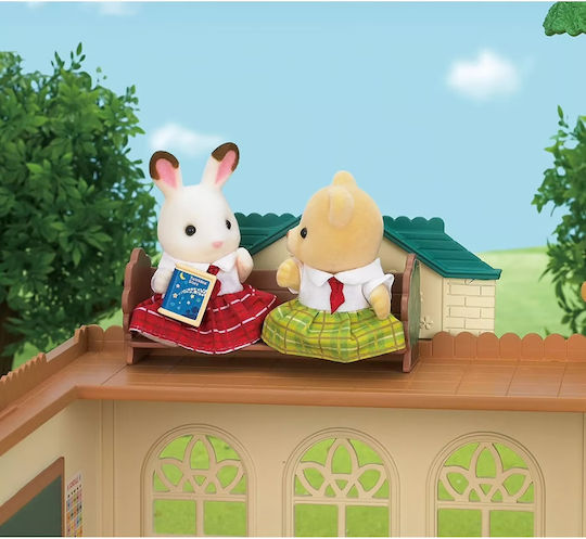 Epoch Toys Country Tree School Sylvanian Families για 3+ Ετών 30εκ. (Διάφορα Σχέδια)