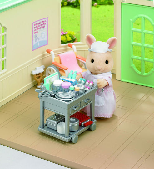 Epoch Toys Country Nurse Set Sylvanian Families for 3+ Years (Miscellaneous Designs)