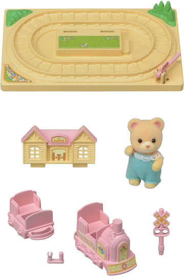 Epoch Toys Baby Choo-Choo Train Sylvanian Families For 3+ Years 17cm