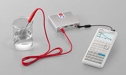 Casio FX-9860GIII Калкулатор Графично представяне 12 Цифри в Бял Цвят 1бр