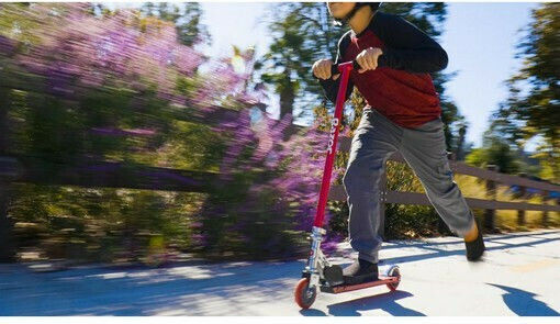 Razor Kids Scooter Foldable S Sport 2-Wheel for 6+ Years Red