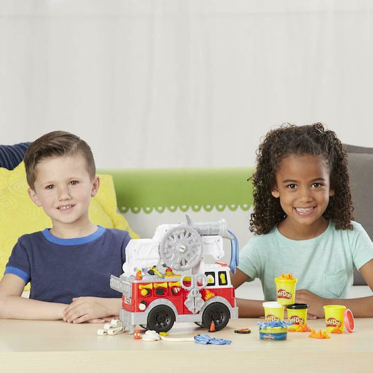 Hasbro Play-Doh Spielset Modellierknete Räder Feuerwehrauto mit 5 Farben für 3+ Jahre