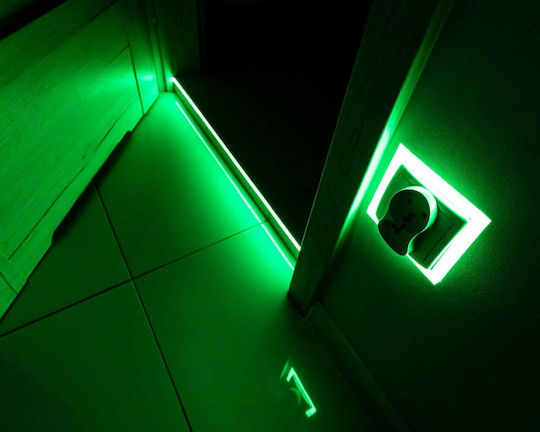 Adhesive Reflective Tape Made of Plastic in Green Colour 3m x 1.3cm