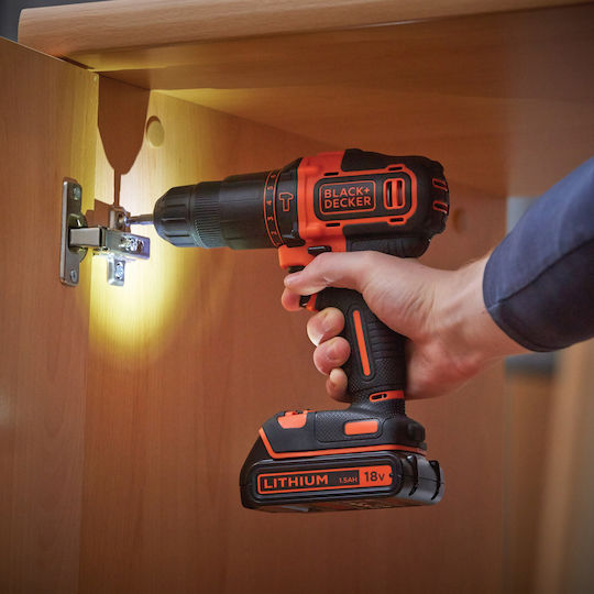 Black & Decker Κρουστικό Δραπανοκατσάβιδο Μπαταρίας 18V 2x1.5Ah