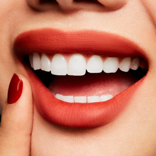 M.A.C Powder Kiss Υγρό Κραγιόν Velvet Devoted To Chili 5gr