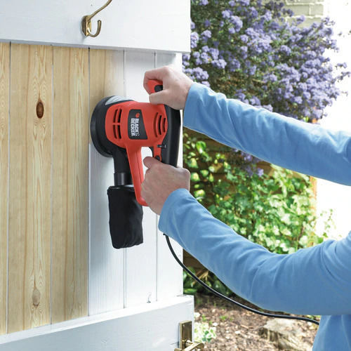Black & Decker KA191EK Exzenterschleifer 125mm Elektrisch mit Geschwindigkeitsregelung und mit Absaugsystem