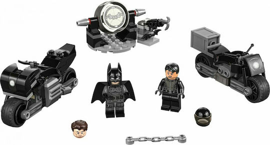 DC Super Heroes Batman & Selina Kyle Motorcycle Pursuit pentru 6+ ani Ani