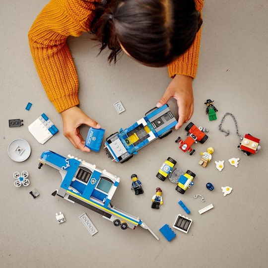LEGO City Police Mobile Command Камион за Възраст 6+