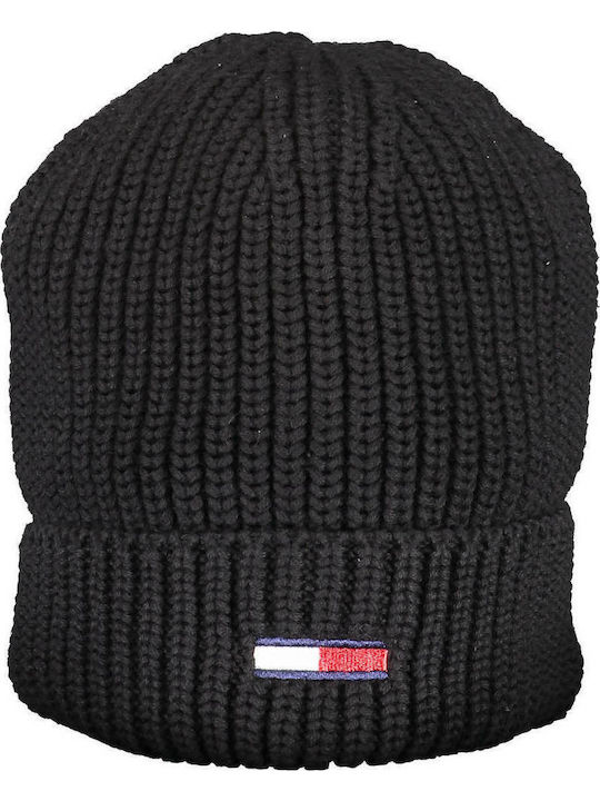 Beanie Beanie with Rib Knit in Black color