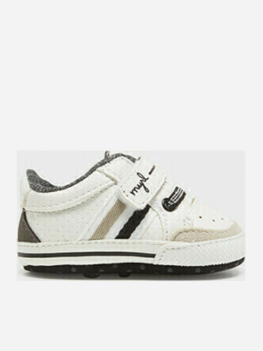 Mayoral Βρεφικά Sneakers Αγκαλιάς Λευκά