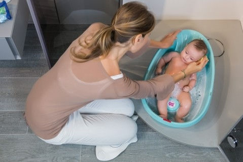 OK Baby Baby Bath Onda 3 with Thermometer White