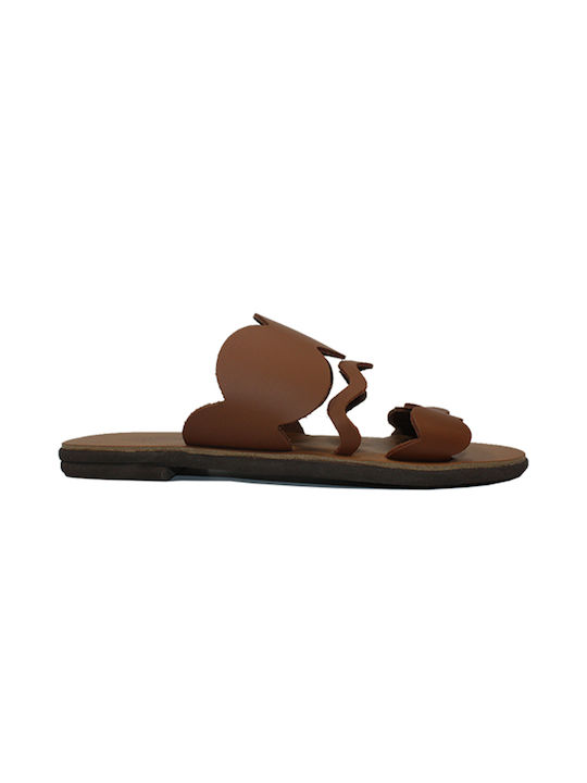 Women's leather sandals in tan color