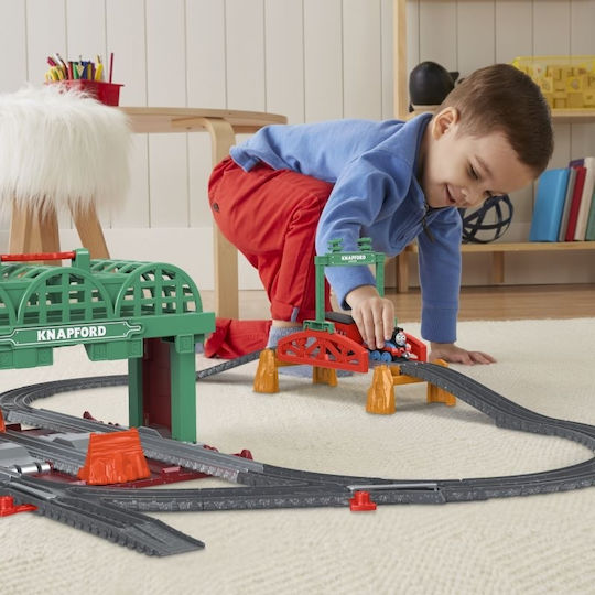 Fisher Price Thomas & Friends Napford Station Set with Train for 3+ years+ Years