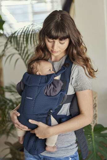 BabyBjorn Classic Carrier Move 3D Mesh Navy with Maximum Weight 12kg