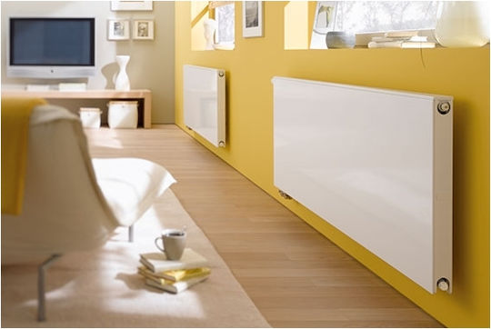 Kermi Plan Ventil Dreapta Corp de Calorifer Panel pentru Circuit Interior Bistâlp 22/605/705 1358kcal/h