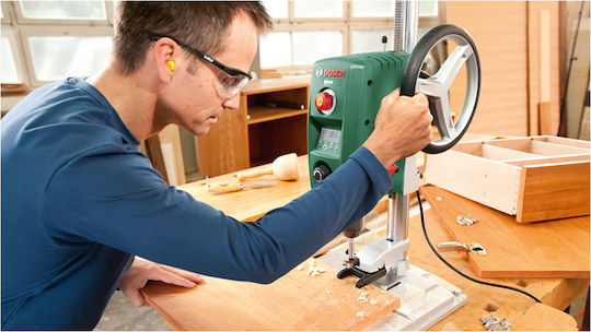 Bosch Tisch-Bohrmaschine PBD 40 mit Leistung 710 Watt