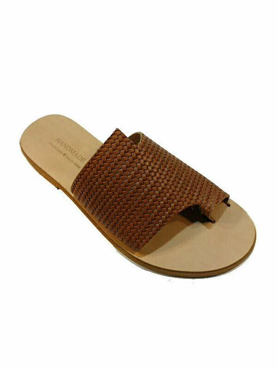 Women's leather sandals in tan color