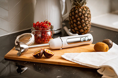 Adler Blender De Mână Cu Tijă Din Inox 1500W Alb